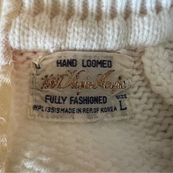 Vintage Hand Knit in Korea Sweater - Picture 5 of 5